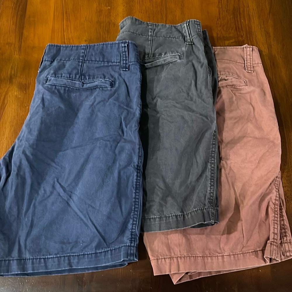 Men’s Old Navy Shorts size 32